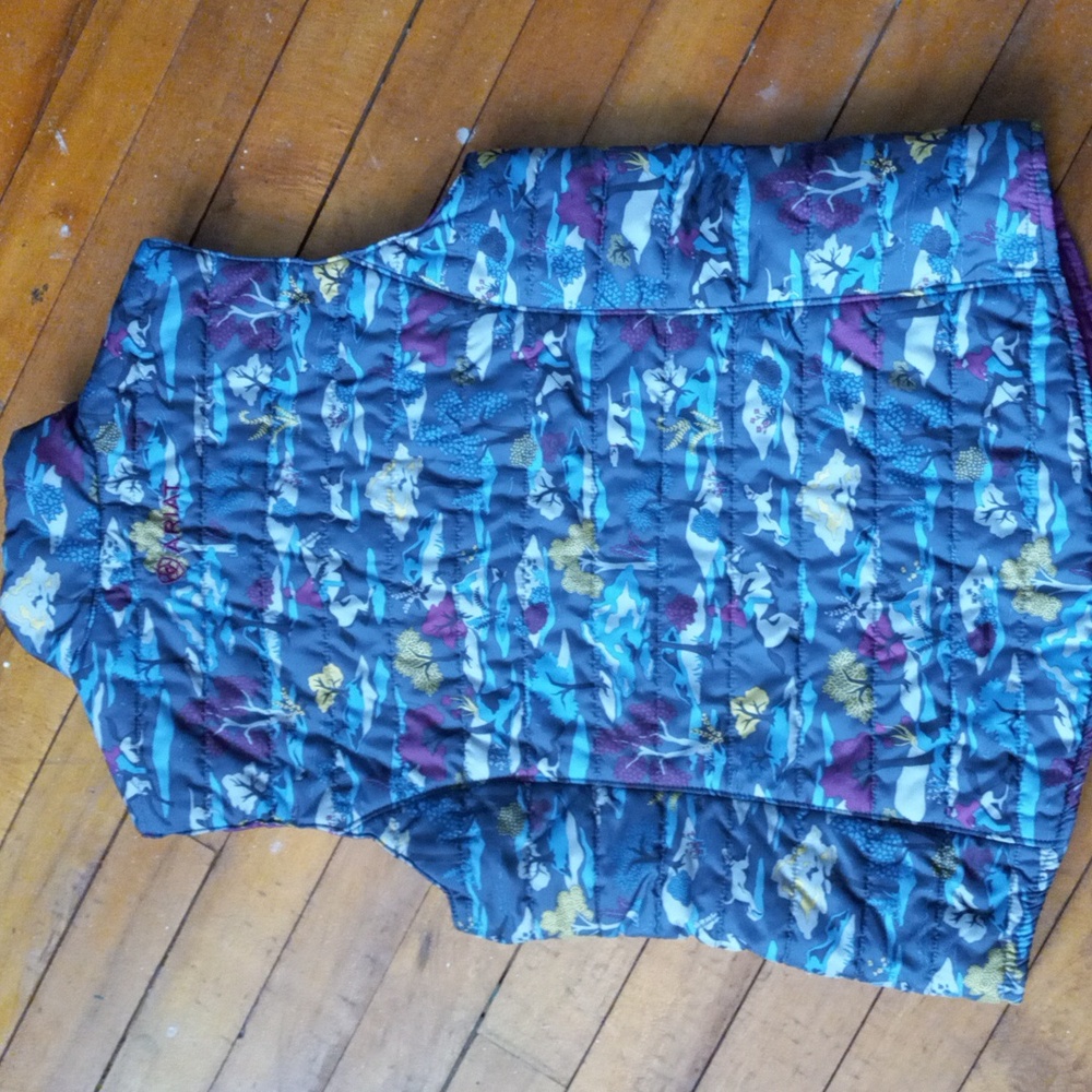 Kids XL Ariat reversible vest - Picture 8 of 14